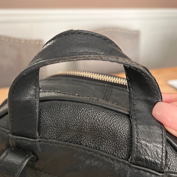 SOLD!!!! Michael Kors book bag purse - Picture 3 of 14